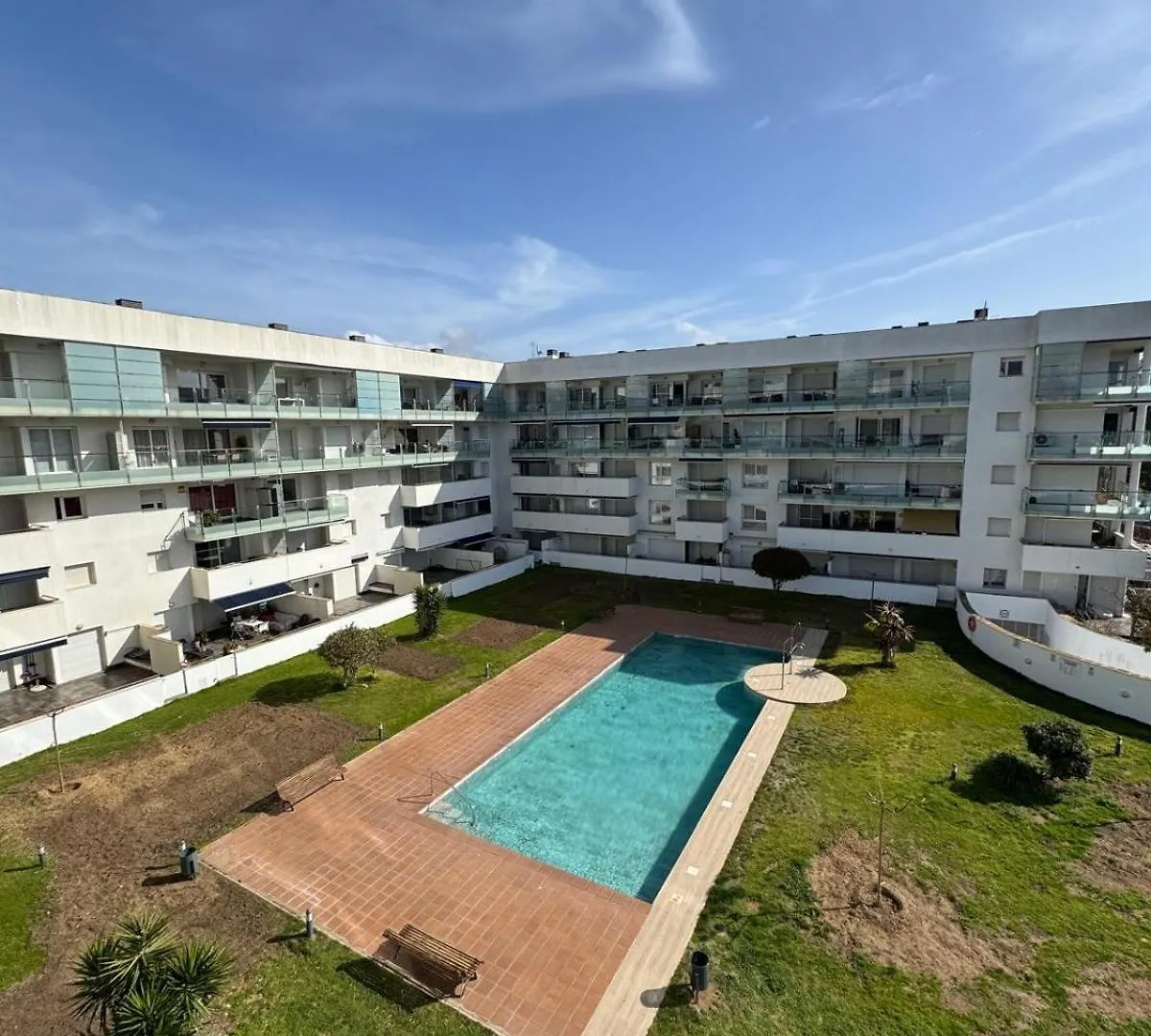 Apartamento Soleado En Porto Marina Con Immo 365 Roses 0*,  Spanien