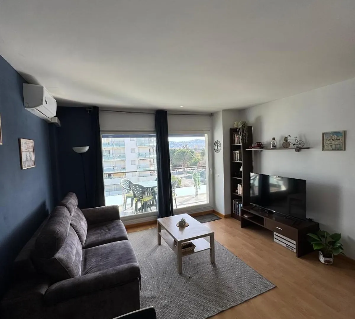 Lejlighed Apartamento Soleado En Porto Marina Con Immo 365 Roses